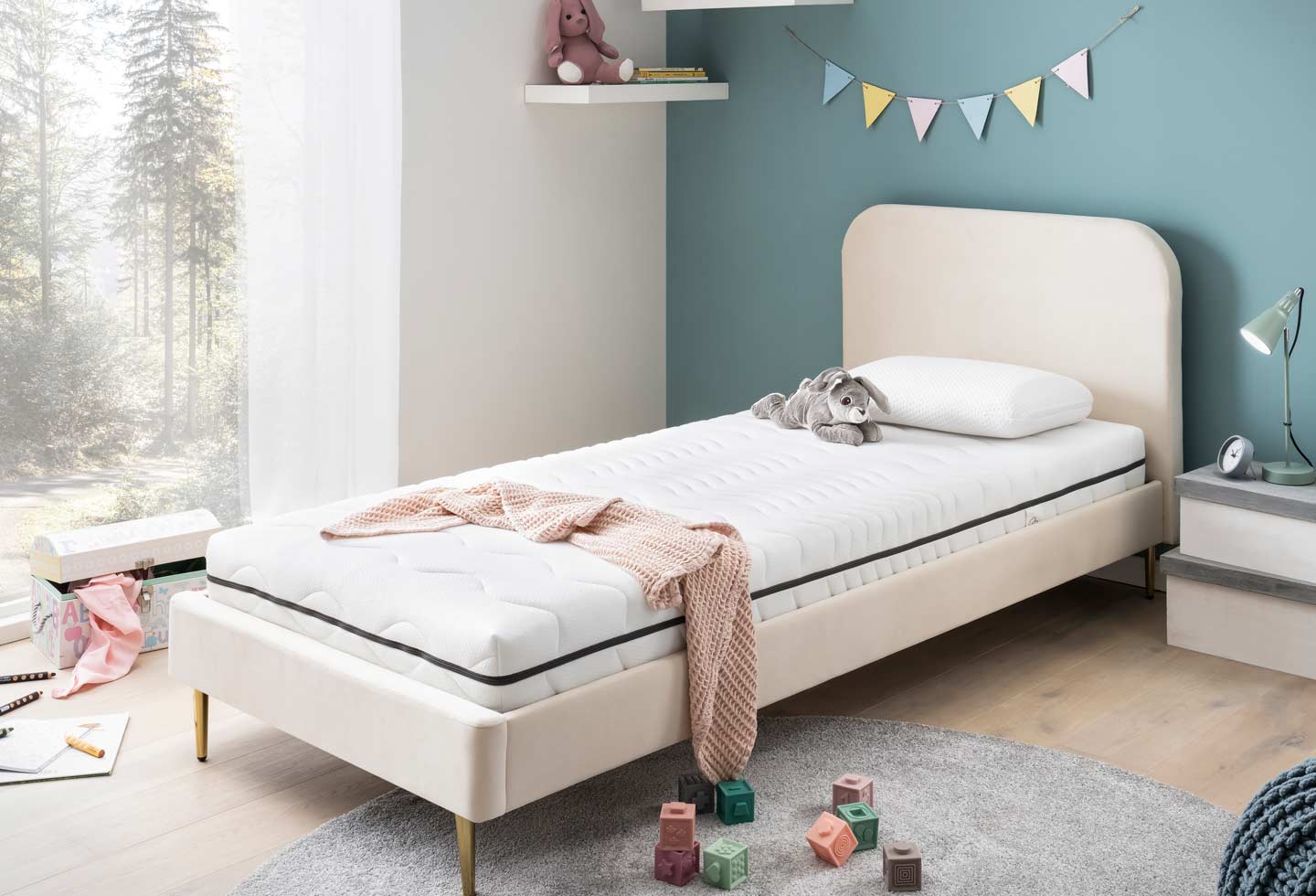 Kindermatratze oder Jugenmatratze im Kinderzimmer